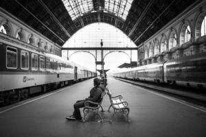 train-station-1868256_1280